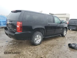 2010 Chevrolet Suburban LS with VIN 1GNUKHE37AR202562, listed as a Copart auction lot 47795755 with 445,593 mi miles and Clean title. Bid and sale history available at DreamBid. Image 3.