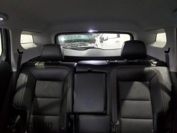 2020 GMC Terrain SLT with VIN 3GKALPEX8LL267859, listed as a Copart auction lot 60668745 with 38,883 mi miles and Salvage title. Bid and sale history available at DreamBid. Image 10.