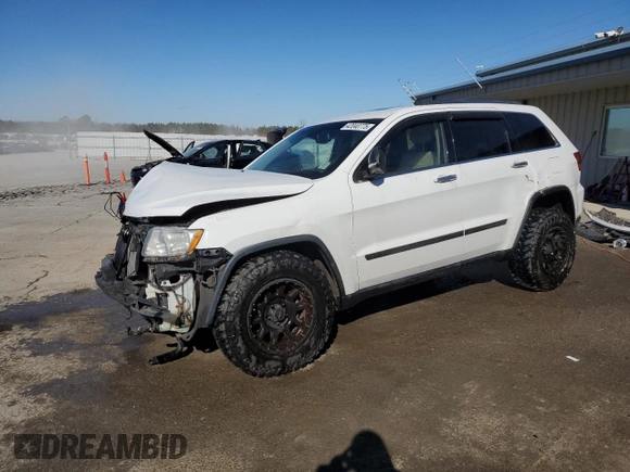 2013 Jeep Grand Cherokee Overland with VIN 1C4RJECG1DC525986, listed as a Copart auction lot 42040775 with 148,784 mi miles and Salvage Title. Bid and sale history available at carsss.com. Image 1.