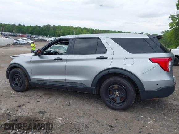 2022 Ford Police Interceptor с VIN 1FM5K8AC3NGB73741, выставлен на аукционе IAAI как лот 42068914 с пробегом 50 875 миль миль и . История ставок и продаж доступна на DreamBid. Изображение 15.