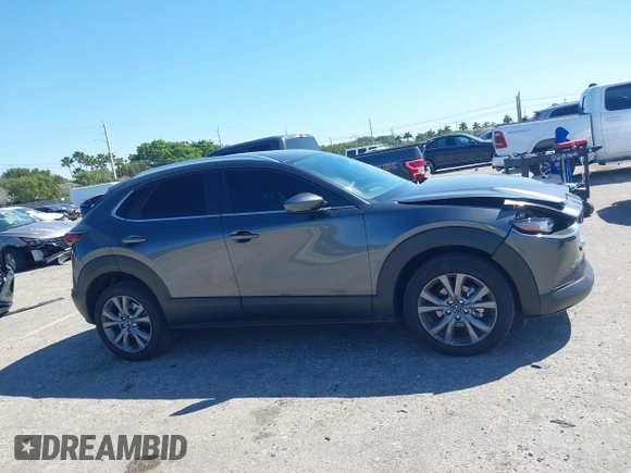 2024 Mazda CX-30 2.5 S Preferred Package with VIN 3MVDMBCM7RM680214, listed as a IAAI auction lot 41777292 with 5,500 mi miles. Bid and sale history available at carsss.com. Image 13.