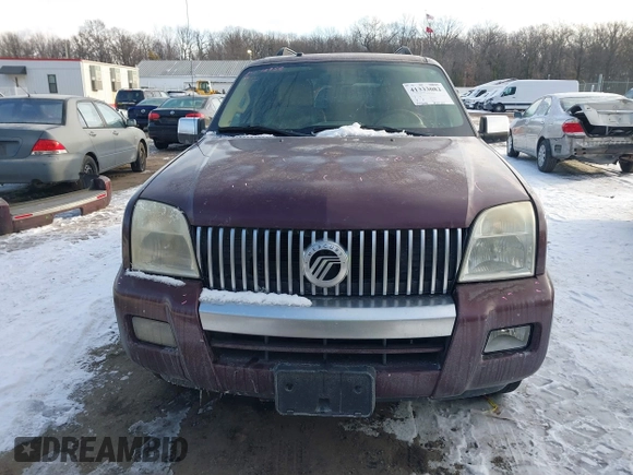 2007 Mercury Mountaineer Premier with VIN 4M2EU38E57UJ18327, listed as a IAAI auction lot 41333082 with 209,690 mi miles. Bid and sale history available at carsss.com. Image 12.