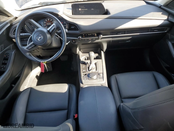 2022 Mazda CX-30 2.5 S Select Package with VIN 3MVDMBBL0NM458035, listed as a Copart auction lot 87028784 with 27,870 mi miles and Salvage Title. Bid and sale history available at carsss.com. Image 8.