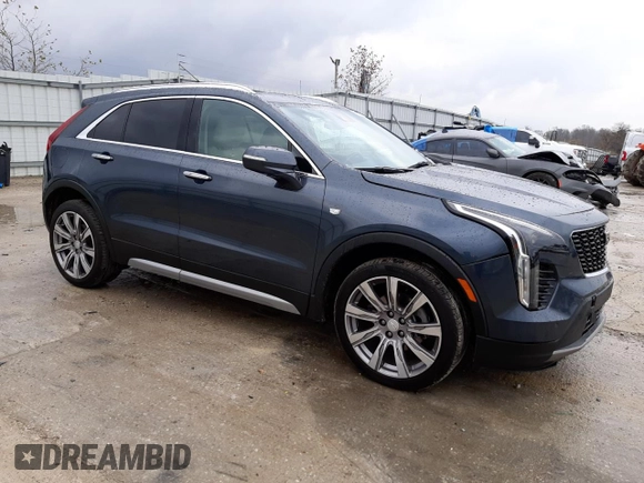 2021 Cadillac XT4 FWD Premium Luxury with VIN 1GYFZCR43MF001003, listed as a Copart auction lot 67527962 with 30,230 mi miles. Bid and sale history available at carsss.com. Image 4.