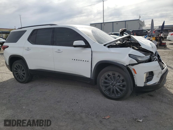 2023 Chevrolet Traverse RS z VIN 1GNERJKW8PJ210800, wystawiony jako Copart lot #53174685 z przebiegiem 24 118 mil mil oraz Szkoda całkowita • Salvage title. Historia ofert i sprzedaży dostępna na DreamBid. Obrazek 4.