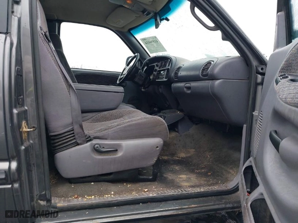 2001 Dodge Ram 1500 with VIN 3B7HF13Z21M571280, listed as a IAAI auction lot 41896814 with 224,610 mi miles. Bid and sale history available at carsss.com. Image 5.