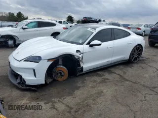 2025 Porsche Taycan with VIN WP0AA2Y18SSA09226, listed as a Copart auction lot 51801615 with 15,533 mi miles and Salvage title. Bid and sale history available at DreamBid. Image 1.