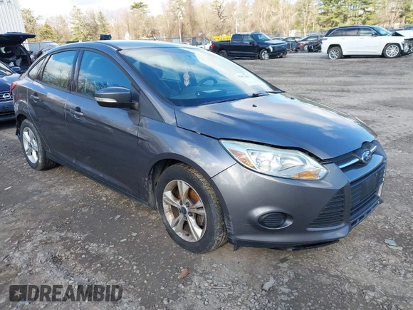 2014 Ford Focus SE with VIN 1FADP3F28EL424707, listed as a IAAI auction lot 42002883 with 115,746 mi miles. Bid and sale history available at carsss.com. Image 1.