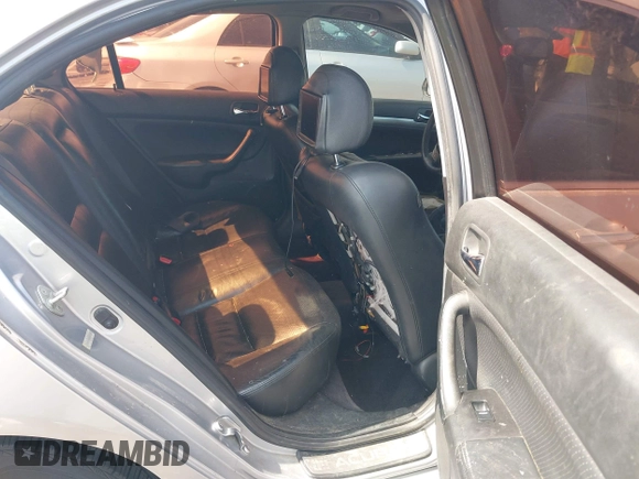 2004 Acura TSX w/Navigation with VIN JH4CL96934C027842, listed as a IAAI auction lot 42606612 with 165,595 mi miles and . Bid and sale history available at DreamBid. Image 8.