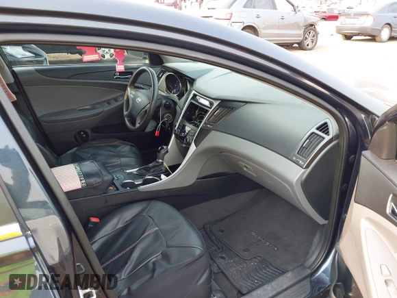 2013 Hyundai Sonata GLS with VIN 5NPEB4AC3DH631043, listed as a IAAI auction lot 42410119 with 84,578 mi miles and . Bid and sale history available at DreamBid. Image 5.