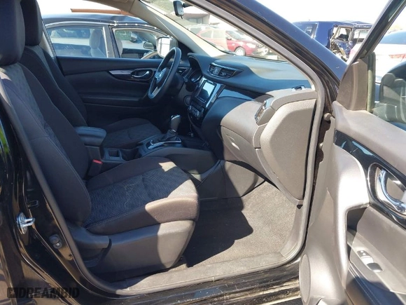 2017 Nissan Rogue Sport S with VIN JN1BJ1CPXHW016772, listed as a IAAI auction lot 41868048 with 42,602 mi miles. Bid and sale history available at carsss.com. Image 5.