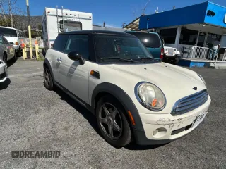 2007 MINI Hardtop with VIN WMWMF33517TT51059, listed as a Copart auction lot 48031245 with 170,104 mi miles and Clean Title. Bid and sale history available at DreamBid. Image 1.