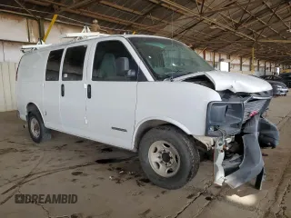 2004 GMC Savana Cargo Van with VIN 1GTHG35UX41162620, listed as a Copart auction lot 42959915 with 222,316 mi miles and Salvage Title. Bid and sale history available at carsss.com. Image 4.