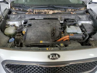2017 Kia Niro EX with VIN KNDCC3LC6H5102039, listed as a Copart auction lot 55445845 with 132,958 mi miles and Clean Title. Bid and sale history available at carsss.com. Image 12.