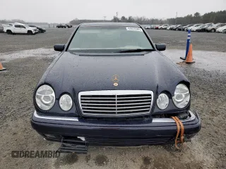 1997 Mercedes-Benz E-Class with VIN WDBJF55FXVJ027722, listed as a Copart auction lot 44835585 with 0 mi miles and Salvage Title. Bid and sale history available at carsss.com. Image 5.
