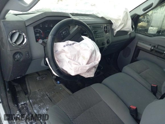 2014 Ford F-250 XL with VIN 1FTBF2BT1EEB31376, listed as a Copart auction lot 73752963 with 120,315 mi miles and Salvage title. Bid and sale history available at DreamBid. Image 8.