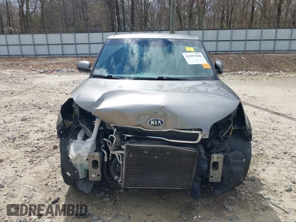 2016 Kia Soul with VIN KNDJN2A22G7250522, listed as a IAAI auction lot 41839460 with 141,825 mi miles. Bid and sale history available at carsss.com. Image 13.