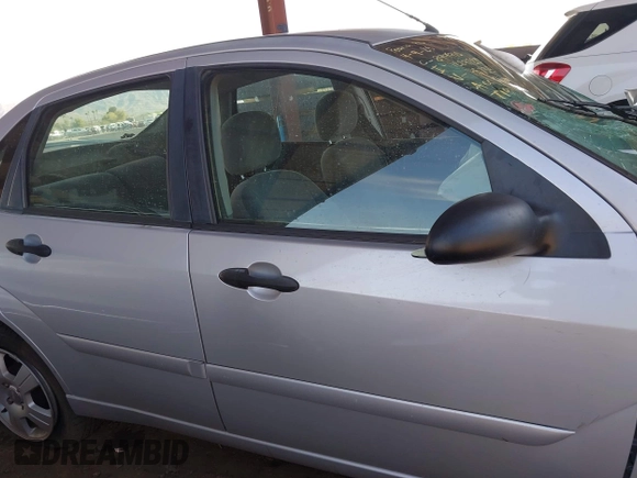 2003 Ford Focus ZTS with VIN 1FAFP38363W145735, listed as a IAAI auction lot 42025247 with Not Provided miles and . Bid and sale history available at carsss.com. Image 12.