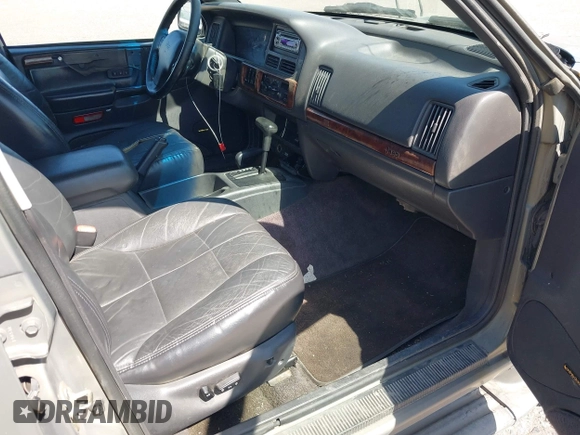 1996 Jeep Grand Cherokee Limited with VIN 1J4GZ78Y1TC162546, listed as a IAAI auction lot 42612646 with 204,098 mi miles and . Bid and sale history available at DreamBid. Image 5.