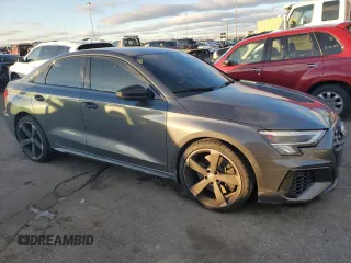 2022 Audi S3 Premium Plus z VIN WAUH3CGY2NA005111, wystawiony jako Copart lot #83374994 z przebiegiem 35 187 mil mil oraz Szkoda całkowita • Salvage title. Historia ofert i sprzedaży dostępna na DreamBid. Obrazek 4.