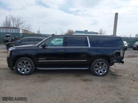 2016 GMC Yukon XL Denali with VIN 1GKS2HKJ8GR139858, listed as a IAAI auction lot 41915183 with 151,830 mi miles. Bid and sale history available at carsss.com. Image 15.