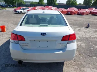2014 Subaru Legacy Premium с VIN 4S3BMBD68E3033499, выставлен на аукционе IAAI как лот 42393363 с пробегом 99 498 миль миль и . История ставок и продаж доступна на DreamBid. Изображение 17.