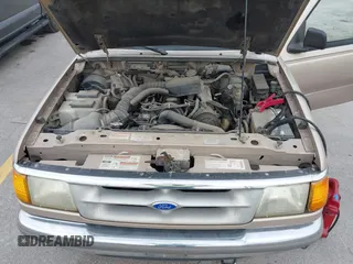 1996 Ford Ranger XL z VIN 1FTCR14A8TPA44853, wystawiony jako IAAI lot #42430513 z przebiegiem 178 534 mil mil oraz . Historia ofert i sprzedaży dostępna na DreamBid. Obrazek 10.