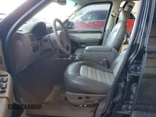 2004 Ford Explorer Eddie Bauer z VIN 1FMZU64K04UA67203, wystawiony jako Copart lot #85607524 z przebiegiem 181 242 mil mil oraz Szkoda całkowita • Salvage title. Historia ofert i sprzedaży dostępna na DreamBid. Obrazek 7.