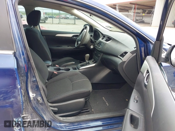 2017 Nissan Sentra SR z VIN 3N1AB7AP9HY232457, wystawiony jako IAAI lot #42120556 z przebiegiem 37 751 mil mil oraz . Historia ofert i sprzedaży dostępna na DreamBid. Obrazek 5.