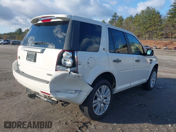 2010 Land Rover LR2 HSE z VIN SALFR2BN2AH195986, wystawiony jako IAAI lot #41074402 z przebiegiem Nie podano mil oraz . Historia ofert i sprzedaży dostępna na DreamBid. Obrazek 4.
