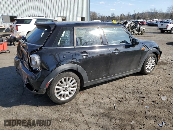 2016 MINI Hardtop 4 Door with VIN WMWXU1C57G2E16741, listed as a Copart auction lot 48392355 with 72,662 mi miles and Salvage Title. Bid and sale history available at DreamBid. Image 3.