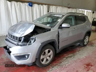 2018 Jeep Compass Latitude z VIN 3C4NJDBB3JT360814, wystawiony jako Copart lot #55018455 z przebiegiem 69 582 mil mil oraz Szkoda całkowita • Salvage title. Historia ofert i sprzedaży dostępna na DreamBid. Obrazek 1.