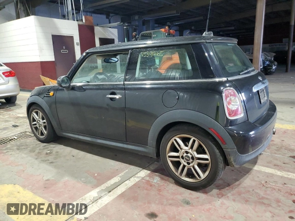 2012 MINI Hardtop with VIN WMWSU3C52CT260728, listed as a Copart auction lot 45391265 with 70,180 mi miles and Clean Title. Bid and sale history available at DreamBid. Image 2.