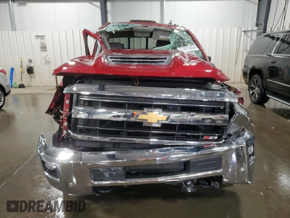 2019 Chevrolet Silverado 3500HD LTZ with VIN 1GC4KXEY1KF187526, listed as a Copart auction lot 77872454 with 32,368 mi miles and Salvage Title. Bid and sale history available at carsss.com. Image 5.
