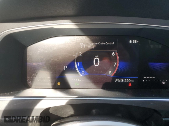 2023 Volkswagen Tiguan S с VIN 3VVFB7AX8PM107055, выставлен на аукционе Copart как лот 86706164 с пробегом 13 194 миль миль и Списание • Salvage title. История ставок и продаж доступна на DreamBid. Изображение 9.