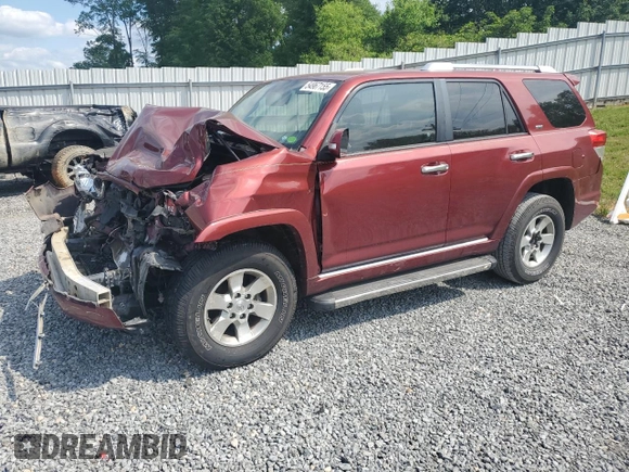 2012 Toyota 4Runner SR5 z VIN JTEZU5JR5C5038834, wystawiony jako Copart lot #54967155 z przebiegiem Nie podano mil oraz Szkoda całkowita • Salvage title. Historia ofert i sprzedaży dostępna na DreamBid. Obrazek 1.