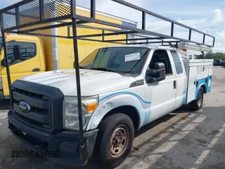 2015 Ford F-250 XLT с VIN 1FT7X2AT2FEA31504, выставлен на аукционе IAAI как лот 42402725 с пробегом 130 273 миль миль и . История ставок и продаж доступна на DreamBid. Изображение 2.