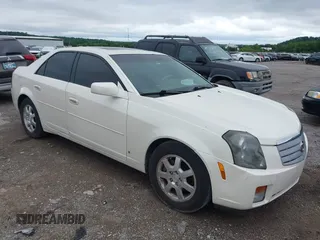2006 Cadillac CTS z VIN 1G6DP577960205857, wystawiony jako IAAI lot #42347171 z przebiegiem 200 498 mil mil oraz . Historia ofert i sprzedaży dostępna na DreamBid. Obrazek 1.