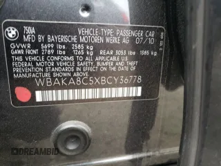 2011 BMW 7 Series 750i z VIN WBAKA8C5XBCY36778, wystawiony jako Copart lot #86220094 z przebiegiem 95 536 mil mil oraz Szkoda całkowita • Salvage title. Historia ofert i sprzedaży dostępna na DreamBid. Obrazek 12.
