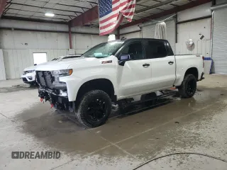 2021 Chevrolet Silverado 1500 LT Trail Boss with VIN 1GCPYFEL8MZ444404, listed as a Copart auction lot 47567215 with 10,384 mi miles and Salvage Title. Bid and sale history available at DreamBid. Image 1.