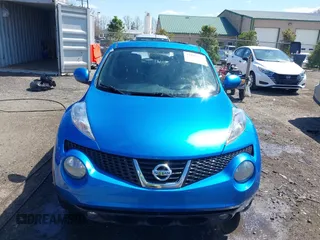 2011 Nissan Juke SL with VIN JN8AF5MV6BT017333, listed as a IAAI auction lot 41888660 with 82,059 mi miles. Bid and sale history available at carsss.com. Image 12.