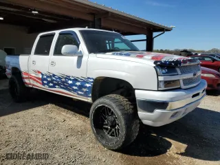 2005 Chevrolet Silverado 1500 Z71 with VIN 2GCEK13T751400449, listed as a Copart auction lot 50268885 with 209,828 mi miles and Salvage Title. Bid and sale history available at carsss.com. Image 4.