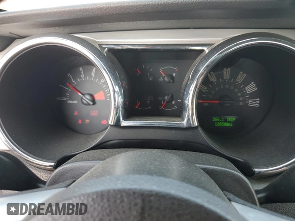 2005 Ford Mustang Deluxe with VIN 1ZVFT80N355182909, listed as a Copart auction lot 60485885 with 120,508 mi miles and Salvage title. Bid and sale history available at DreamBid. Image 9.