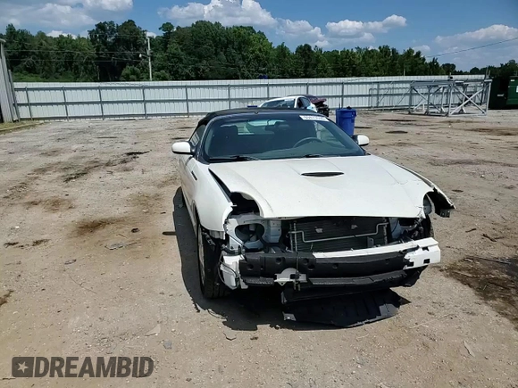 2002 Ford Thunderbird Hardtop Premium z VIN 1FAHP60A52Y130277, wystawiony jako Copart lot #69473594 z przebiegiem Nie podano mil oraz Szkoda całkowita • Salvage title. Historia ofert i sprzedaży dostępna na DreamBid. Obrazek 10.
