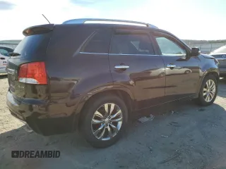 2011 Kia Sorento SX z VIN 5XYKW4A29BG156677, wystawiony jako Copart lot #42731225 z przebiegiem 245 581 mil mil oraz Czysty tytuł • Clean title. Historia ofert i sprzedaży dostępna na DreamBid. Obrazek 3.