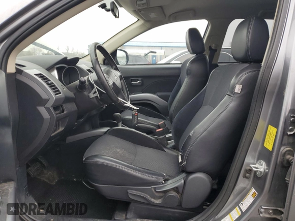 2013 Mitsubishi Outlander SE z VIN JA4JT3AW4DU000656, wystawiony jako Copart lot #51808395 z przebiegiem 158 479 mil mil oraz Szkoda całkowita • Salvage title. Historia ofert i sprzedaży dostępna na DreamBid. Obrazek 7.