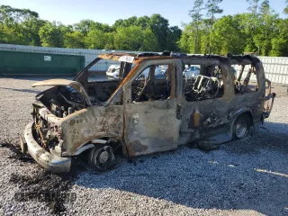 1996 Chevrolet Chevy Van z VIN 1GBFG15R0T1011277, wystawiony jako Copart lot #51970455 z przebiegiem Nie podano mil oraz Nie do naprawy • Non repairable. Historia ofert i sprzedaży dostępna na DreamBid. Obrazek 1.