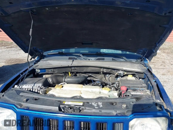 2010 Jeep Liberty Sport with VIN 1J4PN2GK2AW179248, listed as a IAAI auction lot 41952965 with 215,995 mi miles. Bid and sale history available at carsss.com. Image 10.