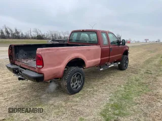 2000 Ford F-250 XL with VIN 1FTNX21S6YEC84441, listed as a Copart auction lot 44219505 with 163,757 mi miles and Clean title. Bid and sale history available at DreamBid. Image 4.
