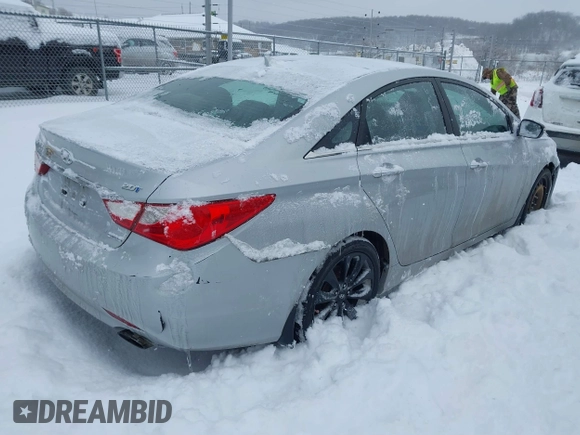 2011 Hyundai Sonata Limited with VIN 5NPEC4AB3BH177586, listed as a IAAI auction lot 41253703 with 162,085 mi miles and . Bid and sale history available at carsss.com. Image 4.